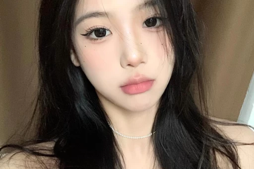 别再为八卦买单：从“姚晨官宣离婚”看明星隐私与流量的边界