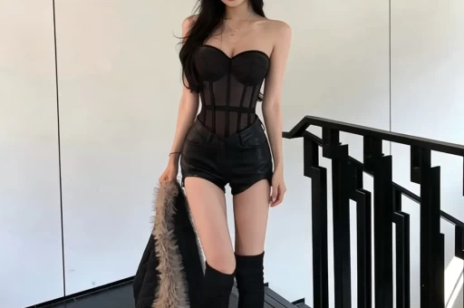 成本7元卖40！2026年顶流网红店跌落神坛狂炫的年轻人天都塌了