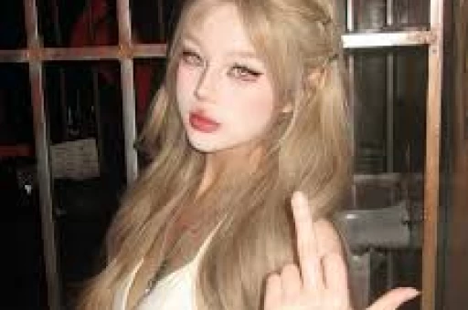 千万网红“留几手”塌房